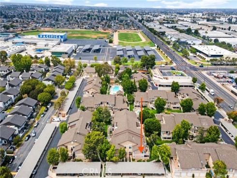6951 Knollcrest 56 Lane, Garden Grove, CA