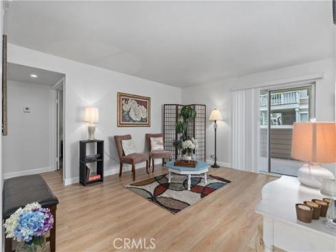 6951 Knollcrest 56 Lane, Garden Grove, CA