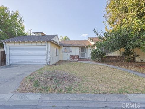 9821 Stanford Avenue