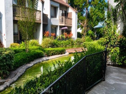 10530 Lakeside G Drive, Garden Grove, CA