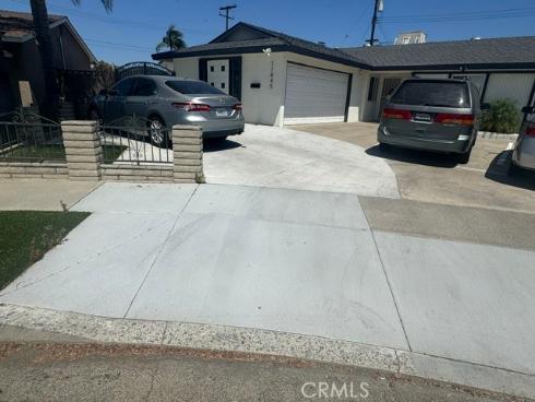 11841 Garnet Circle