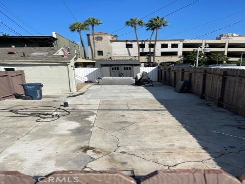 214 Walnut Avenue, Huntington Beach, CA