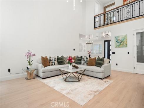 21861 Vacation Ln Lane, Huntington Beach, CA