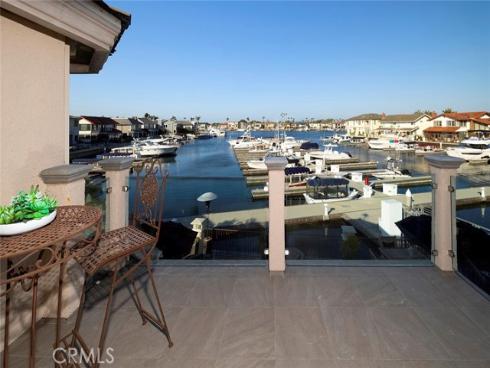 17022 Marinabay Drive, Huntington Beach, CA