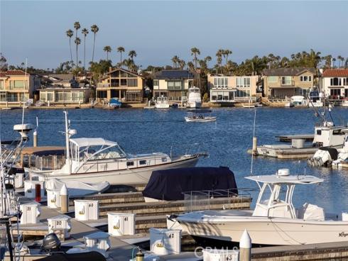 17022 Marinabay Drive, Huntington Beach, CA