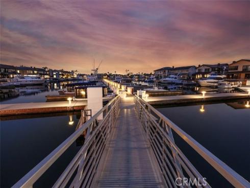 17022 Marinabay Drive, Huntington Beach, CA