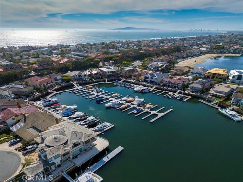 17022 Marinabay Drive, Huntington Beach, CA