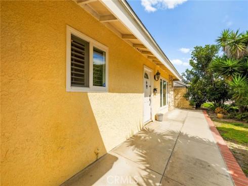 20401 Somerville Lane, Huntington Beach, CA