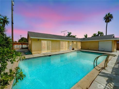 20401 Somerville Lane, Huntington Beach, CA