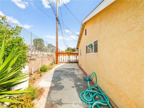 20401 Somerville Lane, Huntington Beach, CA