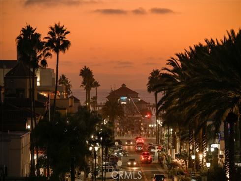 414 Main 330 Street, Huntington Beach, CA