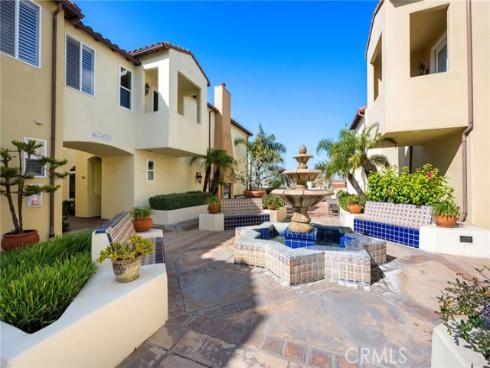 328 5th street , Huntington Beach, CA
