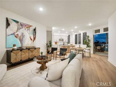 414  Main St  300 , Huntington Beach, CA
