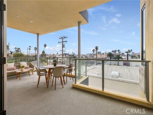 414  Main St  300 , Huntington Beach, CA