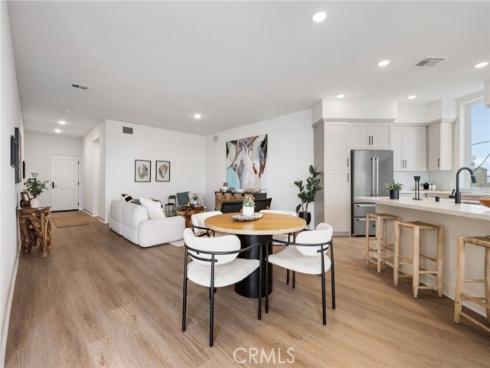 414  Main St  300 , Huntington Beach, CA