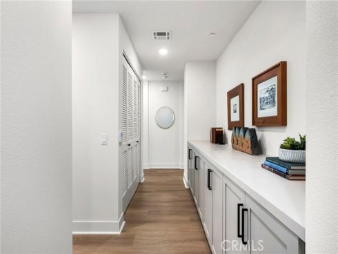 414  Main St  300 , Huntington Beach, CA
