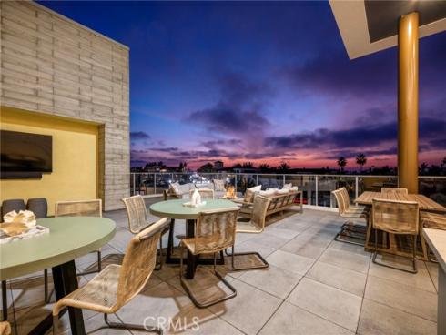 414  Main St  300 , Huntington Beach, CA