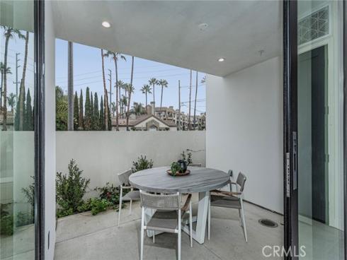 328 3rd , Huntington Beach, CA