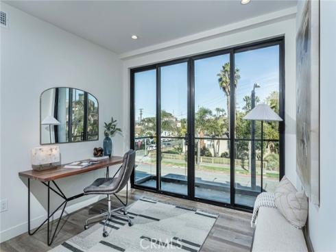 328 3rd , Huntington Beach, CA
