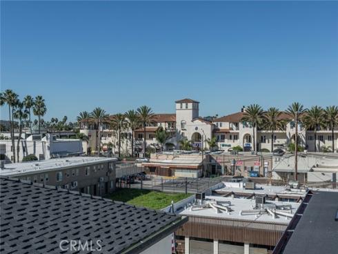 328 3rd , Huntington Beach, CA
