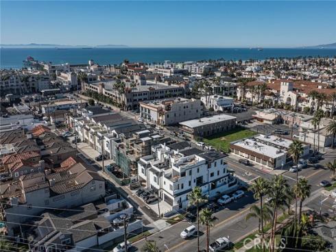 328 3rd , Huntington Beach, CA