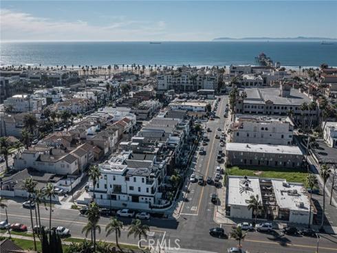 328 3rd , Huntington Beach, CA