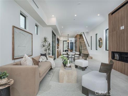 328 3rd , Huntington Beach, CA