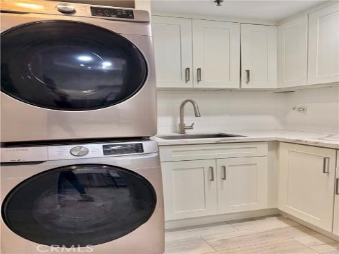16255 Pacific Cir. 202 , Huntington Beach, CA