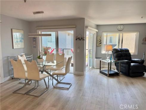 16255 Pacific Cir. 202 , Huntington Beach, CA