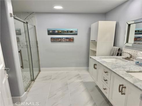 16255 Pacific Cir. 202 , Huntington Beach, CA
