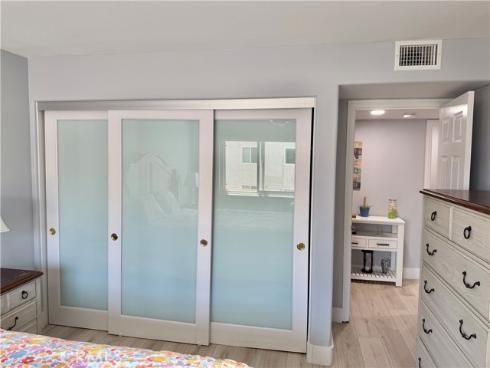 16255 Pacific Cir. 202 , Huntington Beach, CA