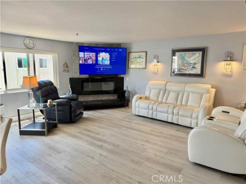 16255 Pacific Cir. 202 , Huntington Beach, CA