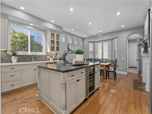 613 12th , Huntington Beach, CA