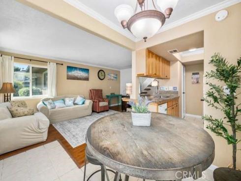 16673  Arbor  , Huntington Beach, CA