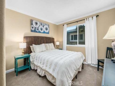16673  Arbor  , Huntington Beach, CA