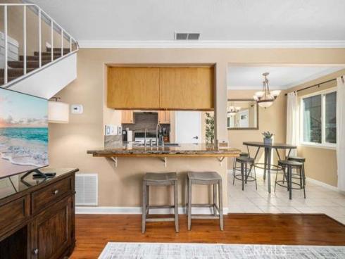 16673  Arbor  , Huntington Beach, CA