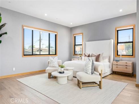 1828 Pine Street, Huntington Beach, CA