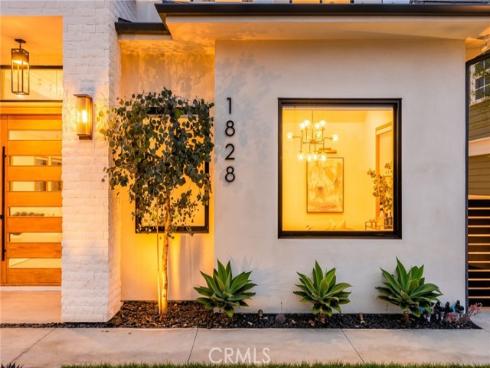 1828 Pine Street, Huntington Beach, CA