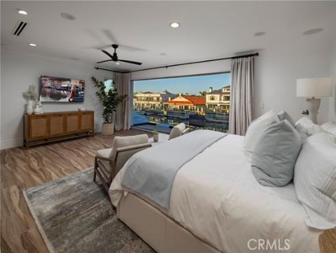 16572 Grimaud , Huntington Beach, CA