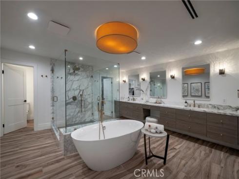 16572 Grimaud , Huntington Beach, CA