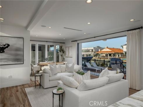 16572 Grimaud , Huntington Beach, CA