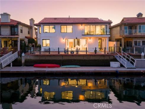 16572  Grimaud  , Huntington Beach, CA