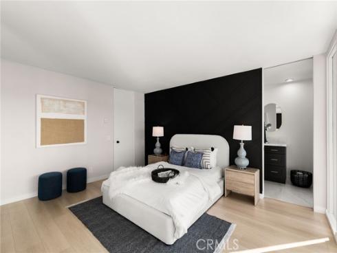 16435 Harbour 13 Lane, Huntington Beach, CA