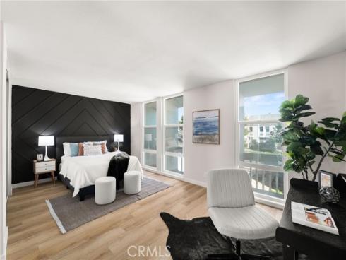 16435 Harbour 13 Lane, Huntington Beach, CA