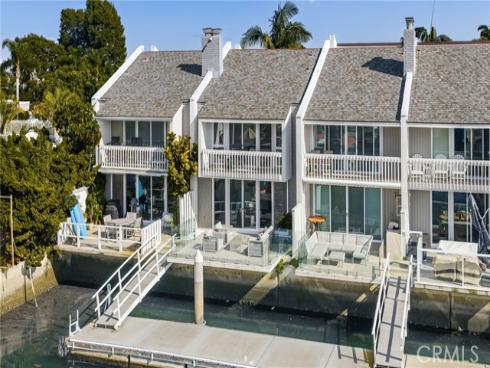 16435 Harbour 13 Lane, Huntington Beach, CA