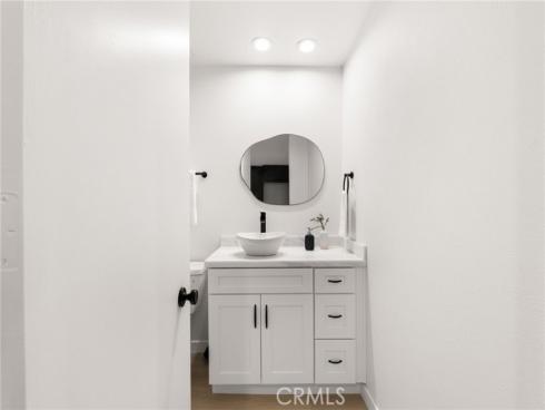 16435 Harbour 13 Lane, Huntington Beach, CA