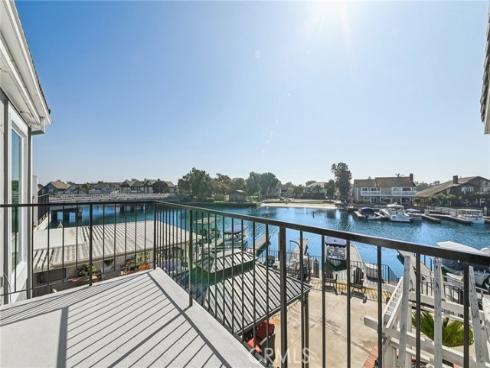 3592 Windspun , Huntington Beach, CA