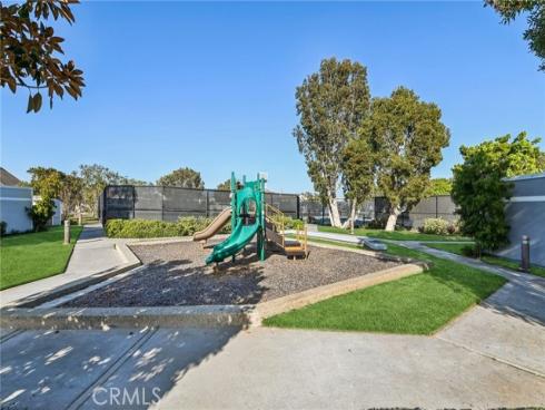 3592 Windspun , Huntington Beach, CA