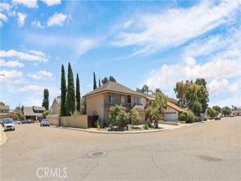 21822  Seacrest Ln  , Huntington Beach, CA
