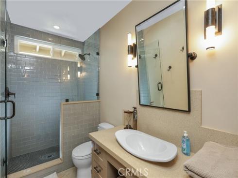 21822  Seacrest Ln  , Huntington Beach, CA